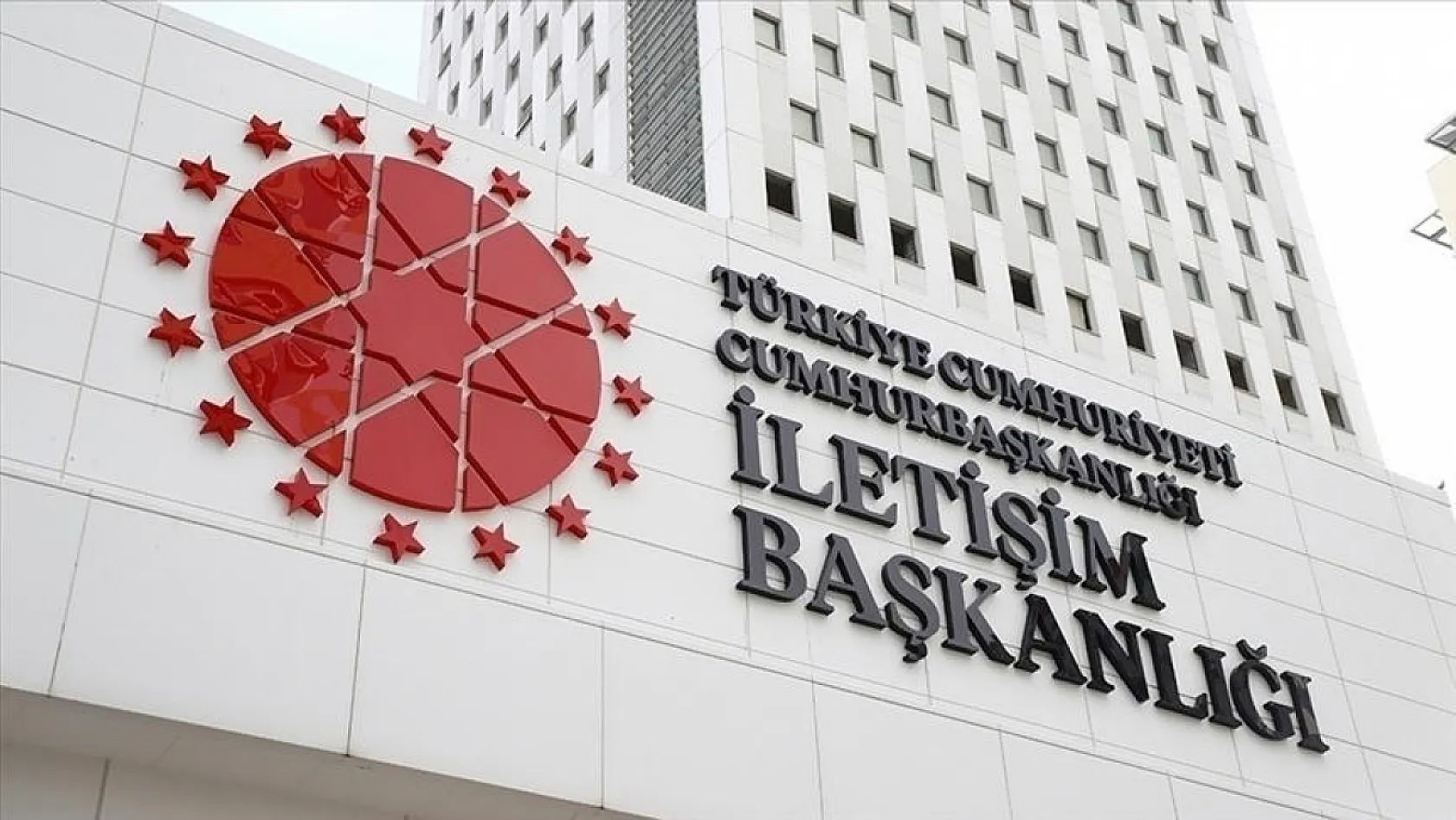 Basın Kartı Artık Resmi Kimlik: Gazetecilere Ek Kimlik Şartı Kaldırıldı