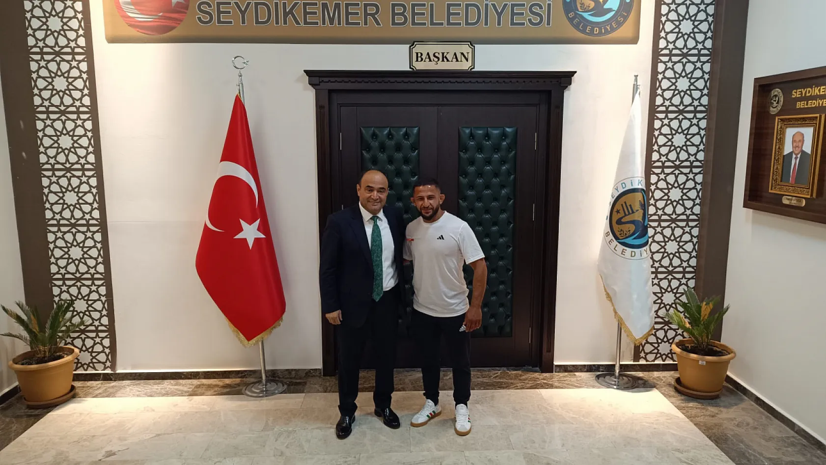 Başkan Akdenizli: 'Seydikemer, Kırkpınar'da tarih yazmaya devam ediyor'