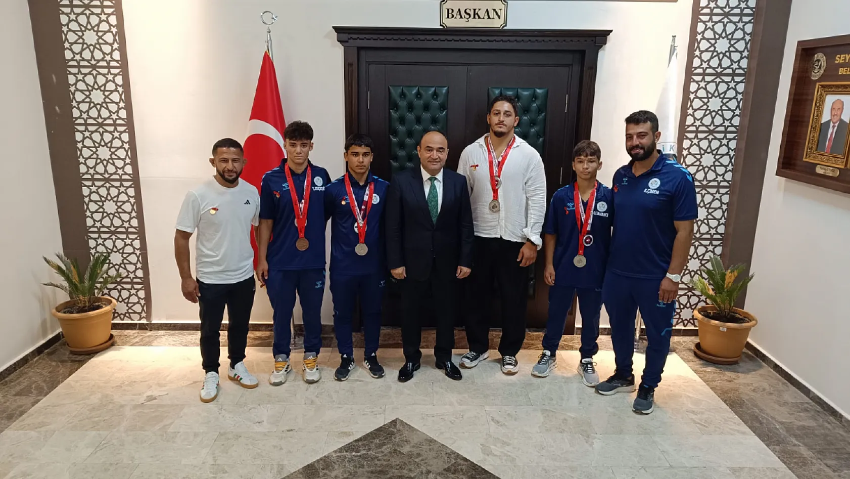 Başkan Akdenizli: 'Seydikemer, Kırkpınar'da tarih yazmaya devam ediyor'