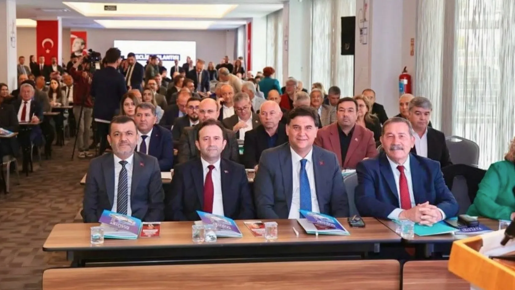 Başkan Karaca, Ege Belediyeler Birliği Toplantısı'na katıldı
