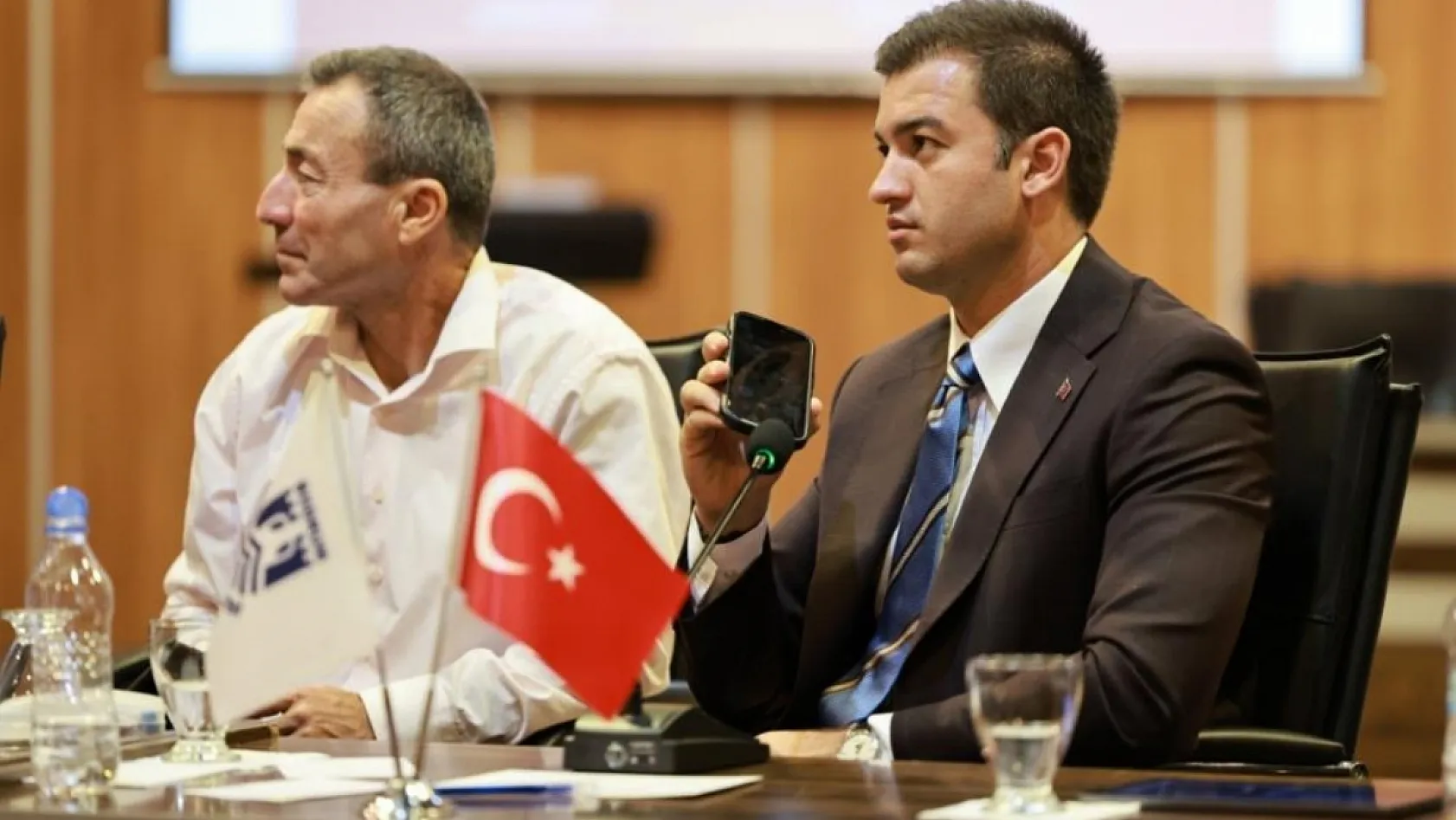 Başkan Mandalinci muhtarlarla bir araya geldi