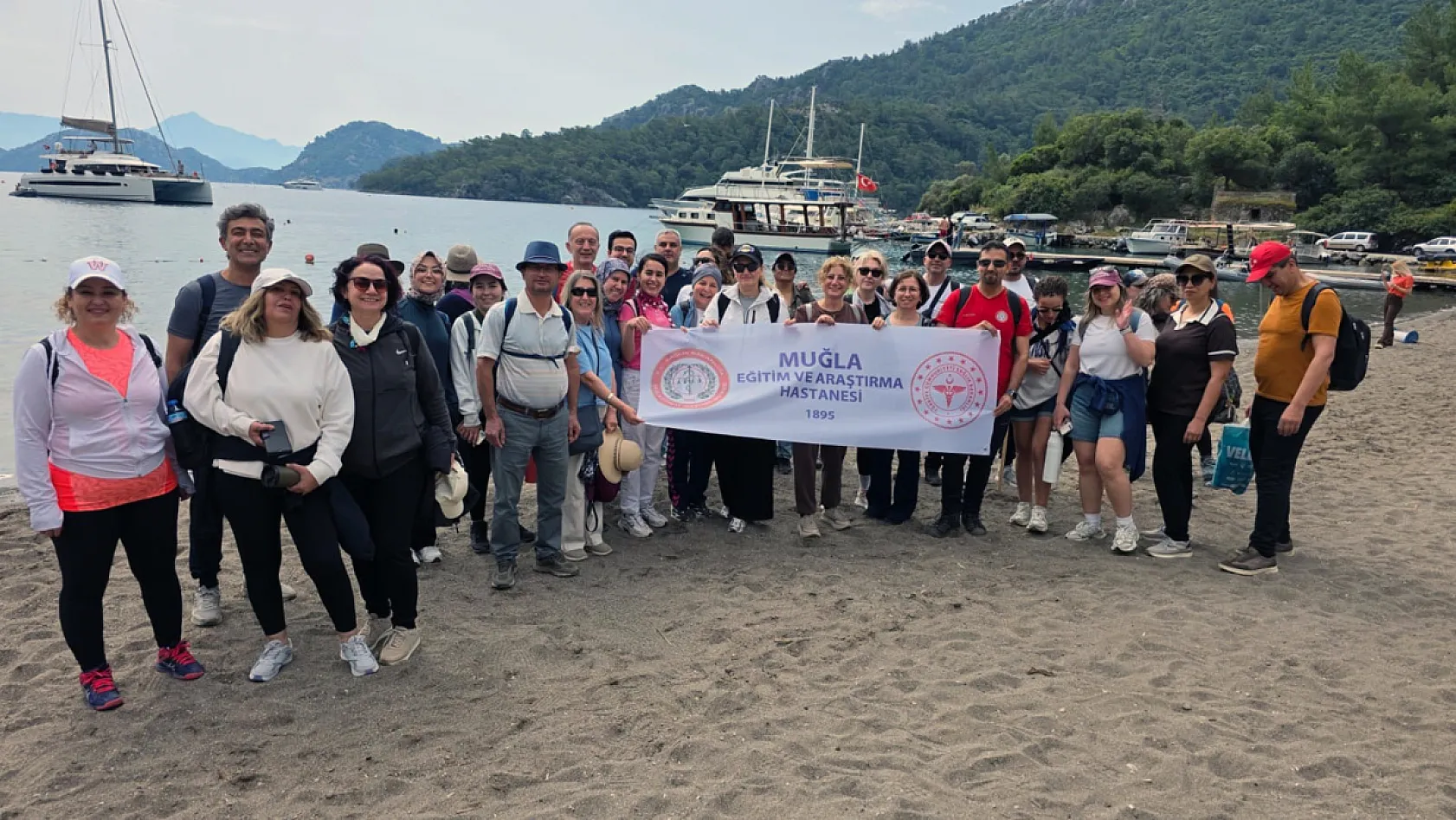 Beyaz önlüklüler sağlıklı bir ruh için Dalaman'da buluştu