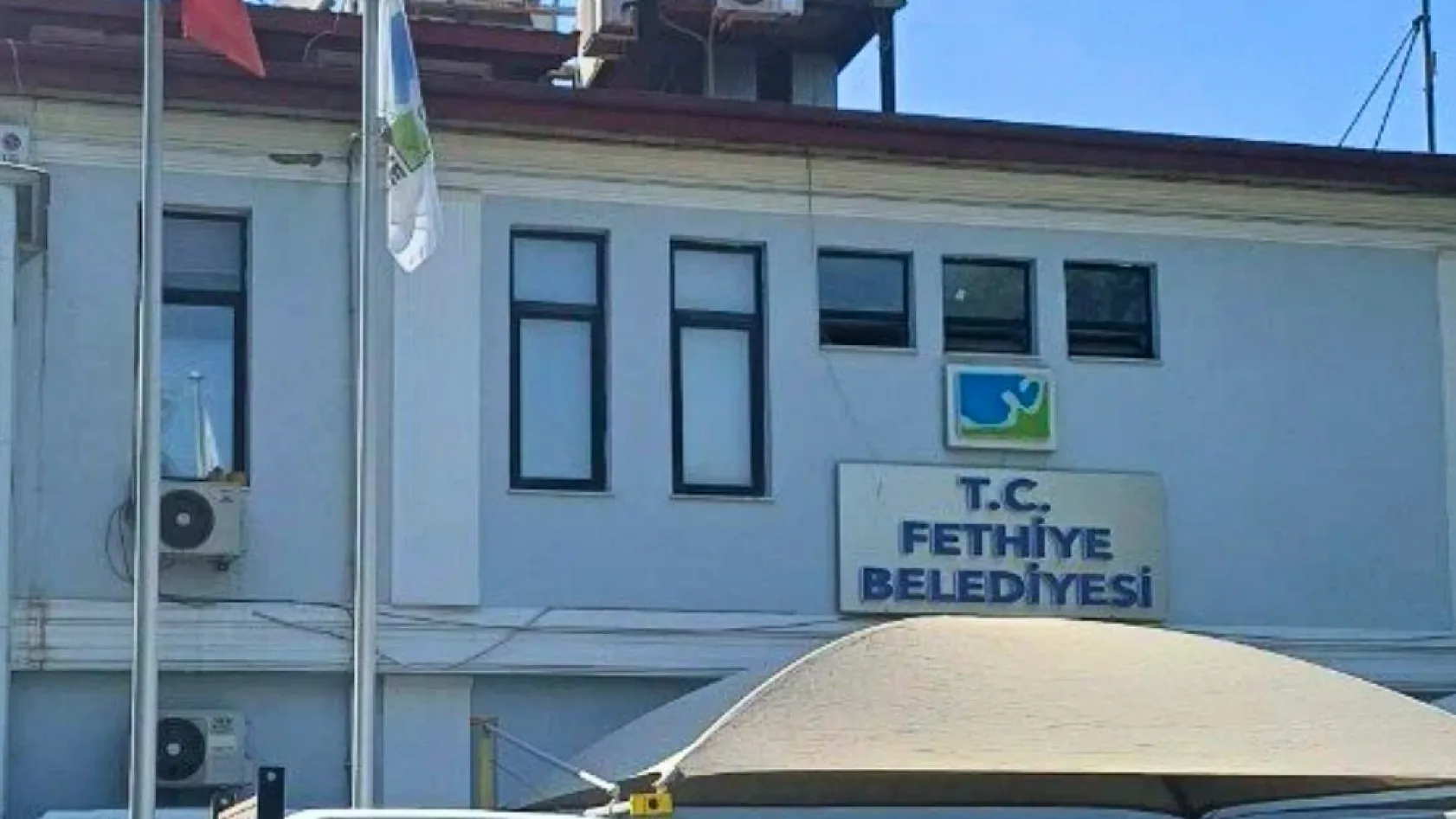 Bir aylık aranın ardından belediyede ilk mesai: 'Fethiye'ye hizmet etmeye devam edeceğiz'