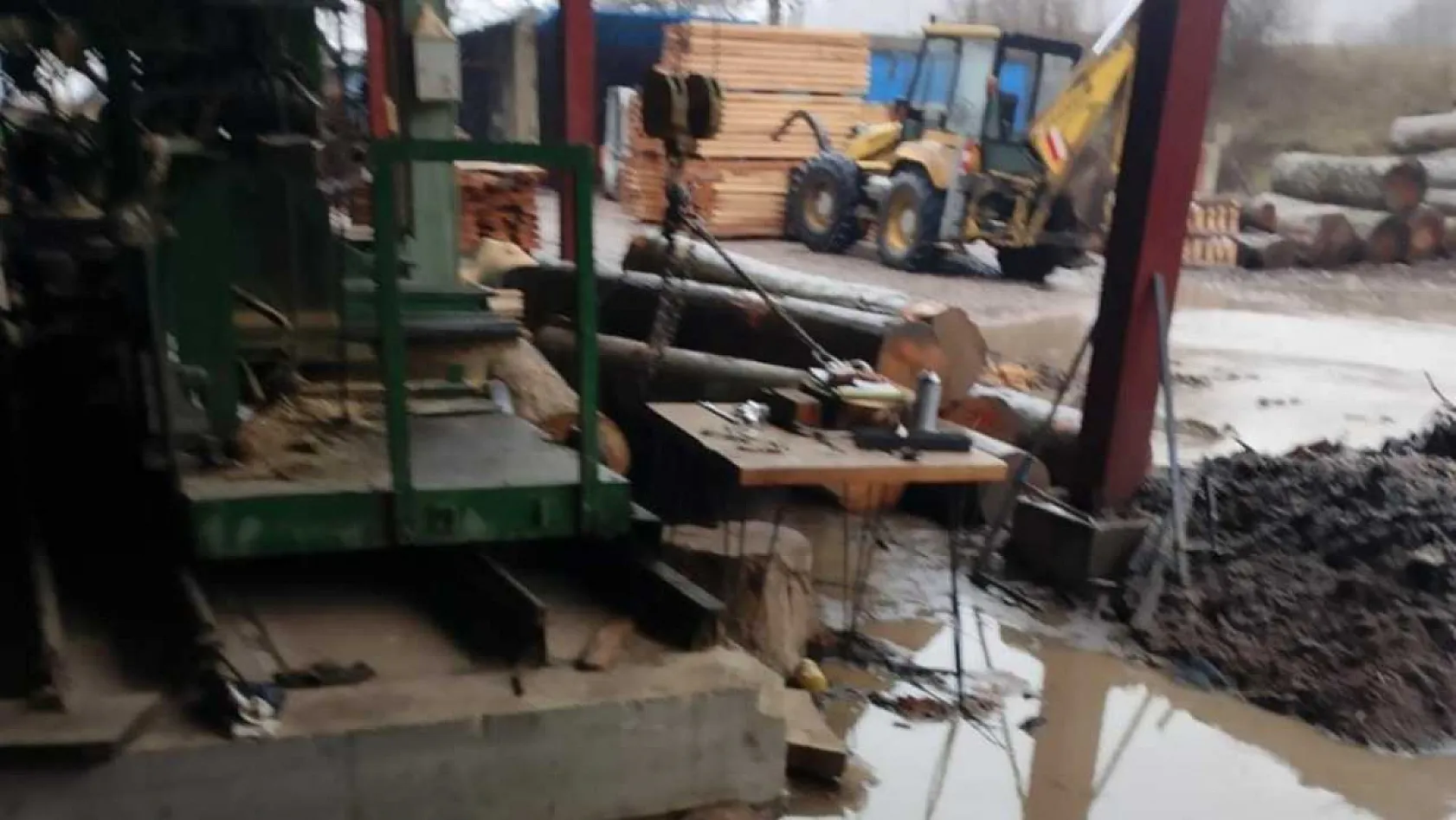 Elektrik akımına kapılan işyeri ortağı hayatını kaybetti