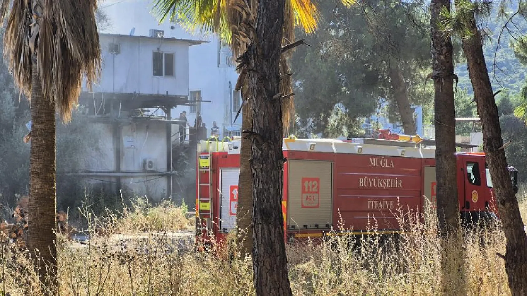 Bodrum'da konteynerde çıkan yangın söndürüldü