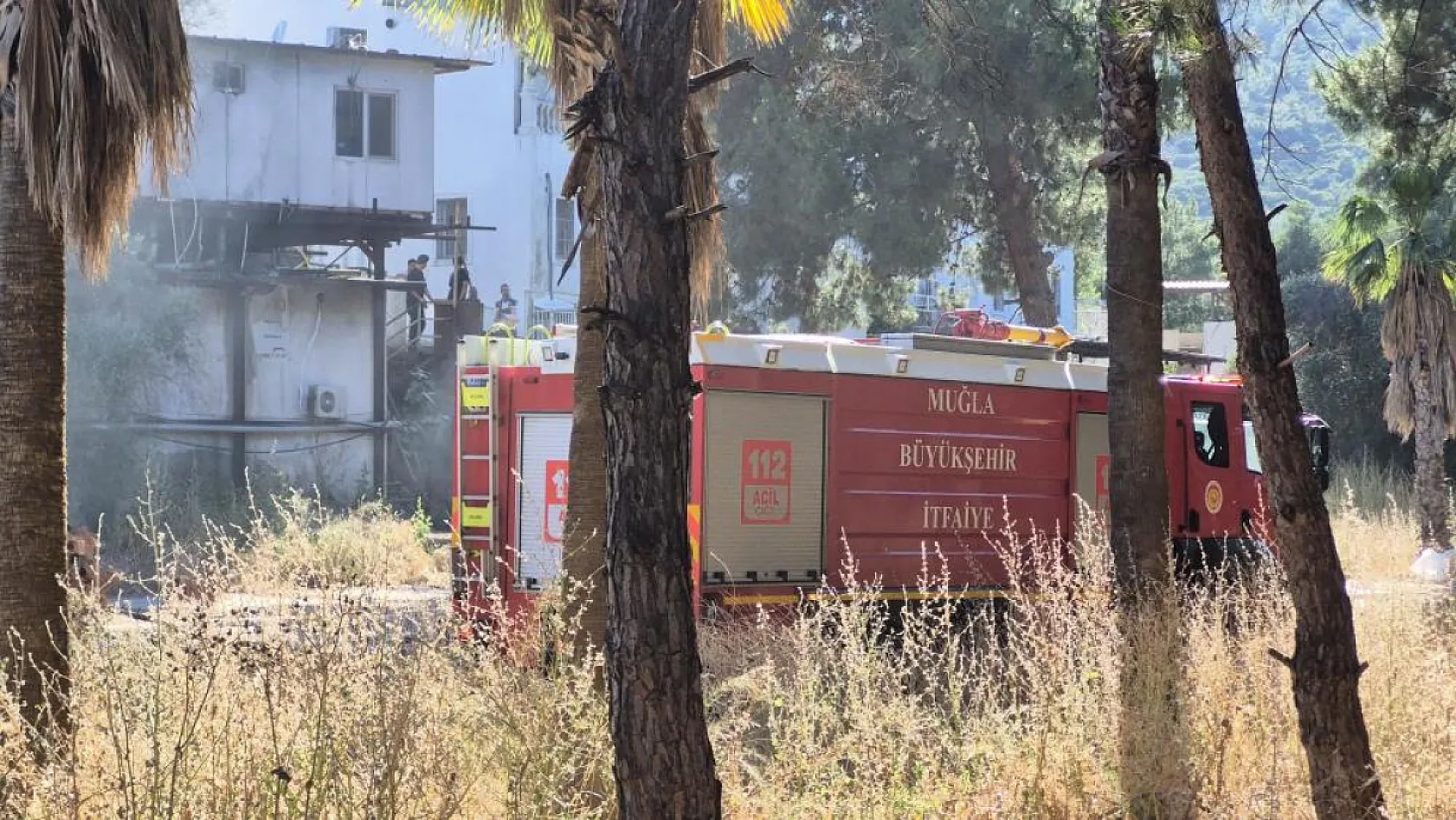 Bodrum'da konteynerde çıkan yangın söndürüldü