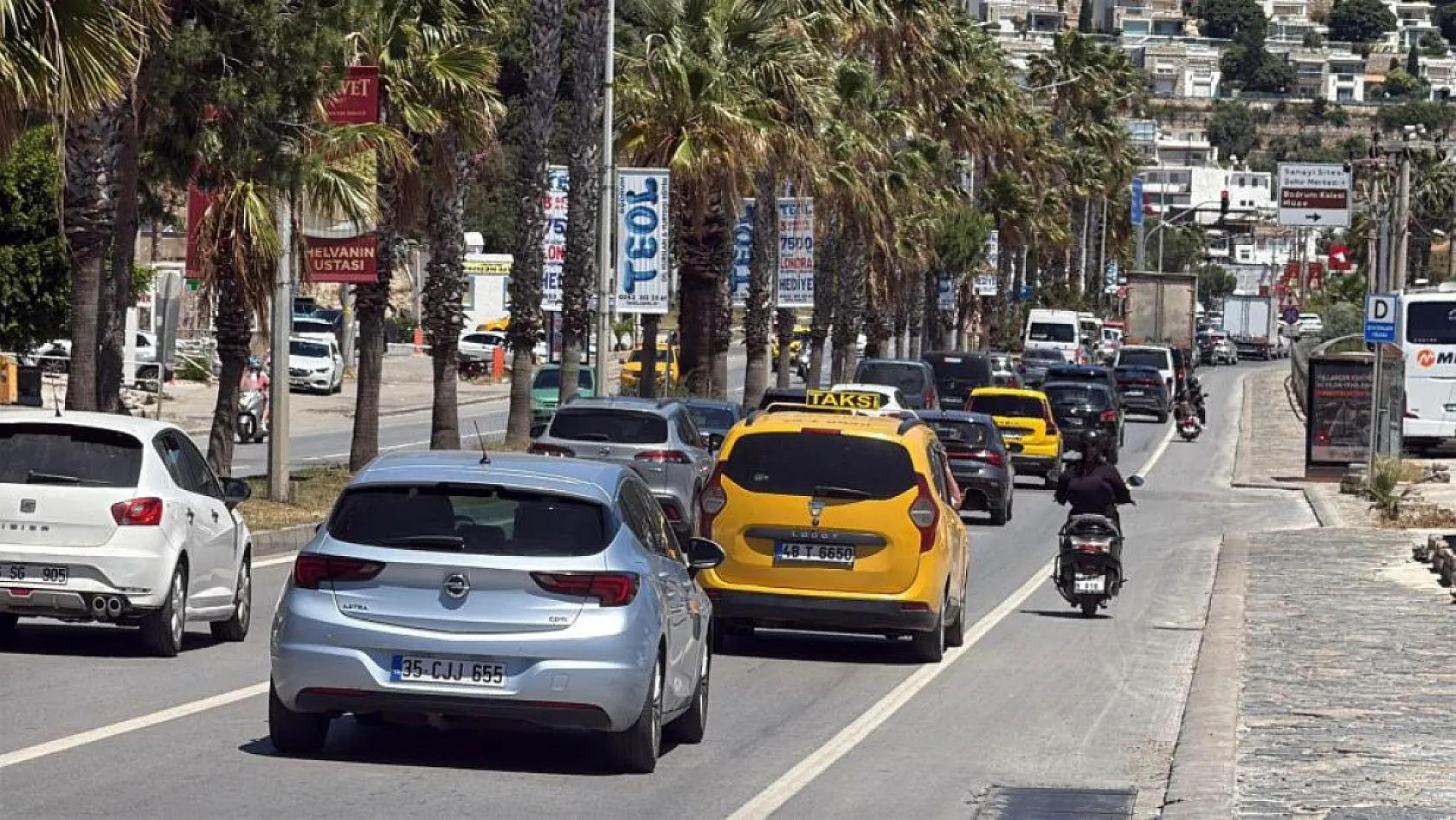Bodrum'da tatilini bitirenler dönüşe geçti