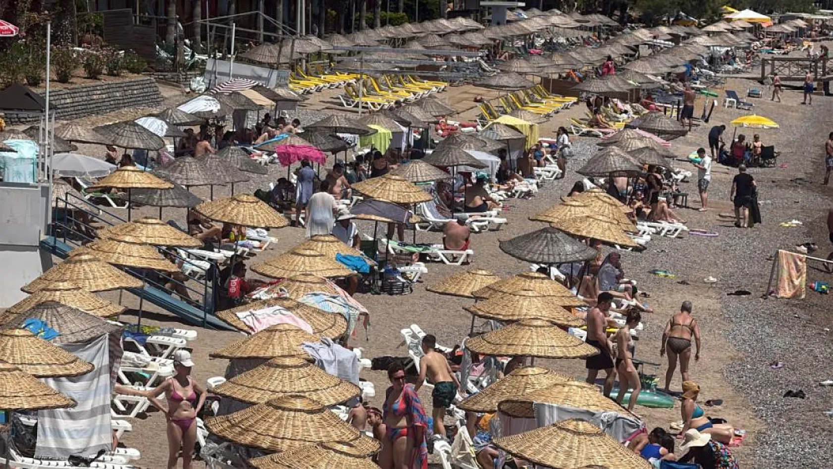 Bodrum sahillerinde bayram yoğunluğu