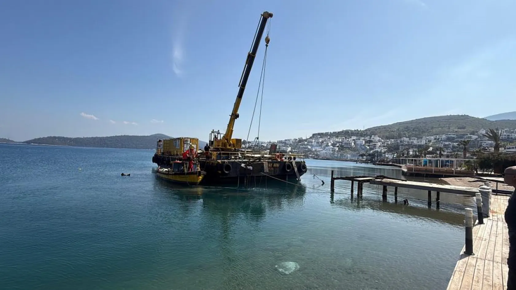 Bodrum Türkbükü sahilinde büyük temizlik