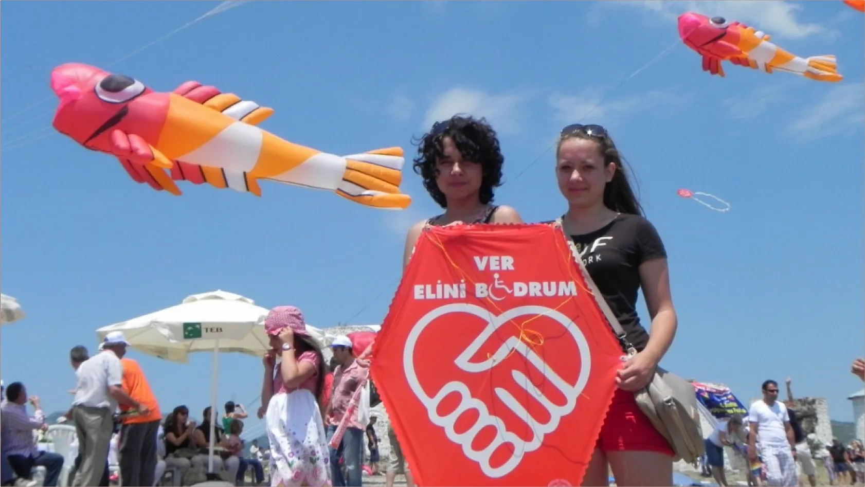 Bodrum uçurtma festivali 21 yıldır engelleri gökyüzünde kaldırıyor