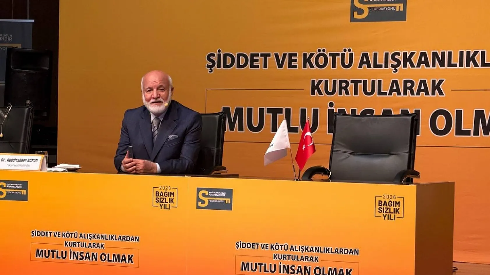Bodrum'da 2026 Bağımsızlık Yılına Özel 'Mutlu İnsan Olmak' Konulu Panel Düzenlendi