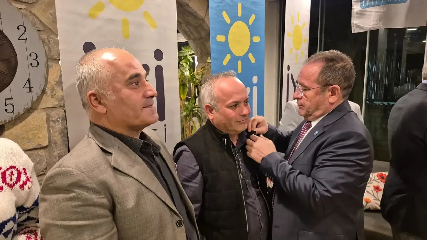 Bodrum'da 47'si Demokrat Parti'den 50 Kişi İYİ Parti'ye Geçti