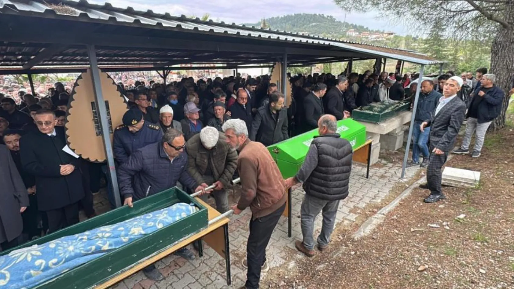 Burdur'da 7 kişinin öldüğü trafik kazasında beton mikserinin sürücüsü tutuklandı