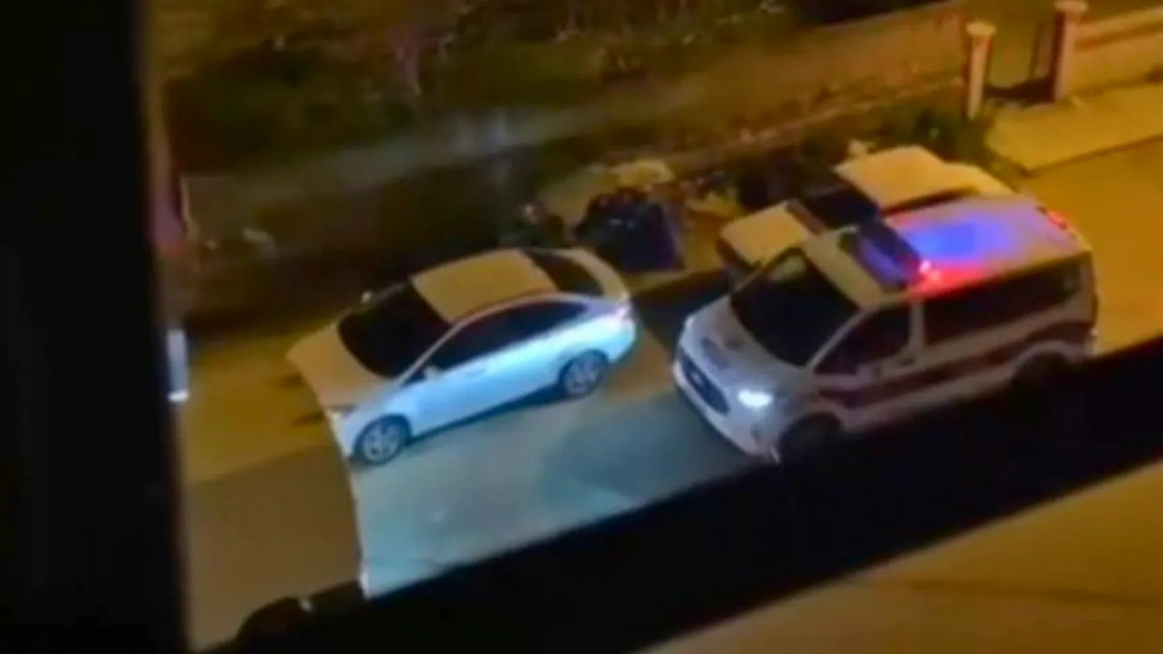 Burdur'da üniversite öğrencilerinin kavga ihbarına geldiler, pasta ile karşılaştılar