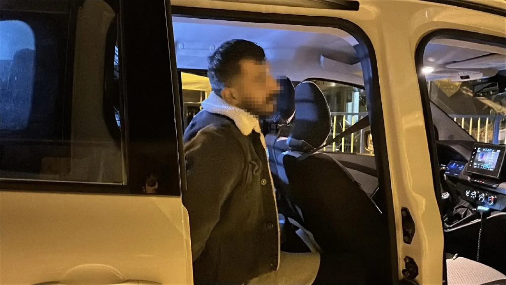 Burdur-Fethiye Karayolu'nda üçüncü kez alkolden yakalanmamak için polisin üstüne araç sürüp kaçtı, yarım milyon lira ceza yedi