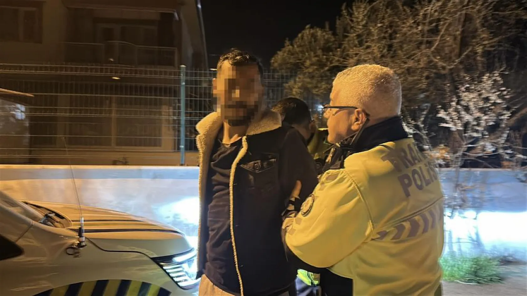 Burdur-Fethiye Karayolu'nda üçüncü kez alkolden yakalanmamak için polisin üstüne araç sürüp kaçtı, yarım milyon lira ceza yedi