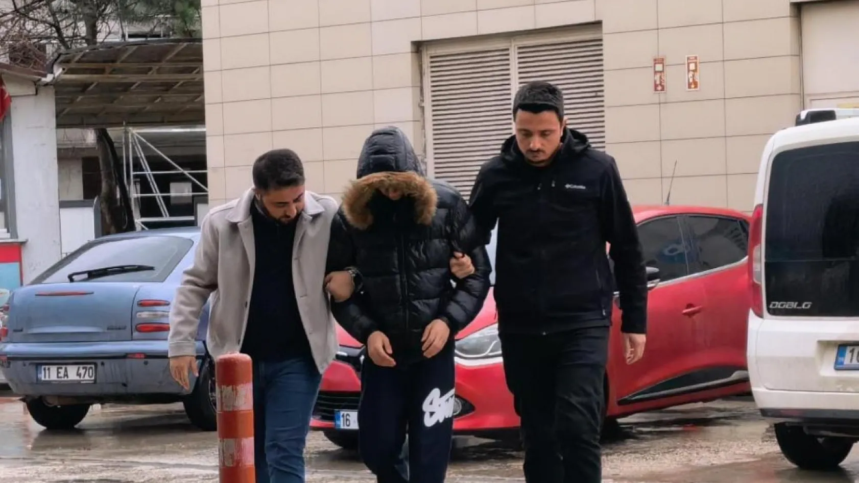 Bursa'da cami içerisinde çekilen tepki çeken video sonrası şüpheli tutuklandı