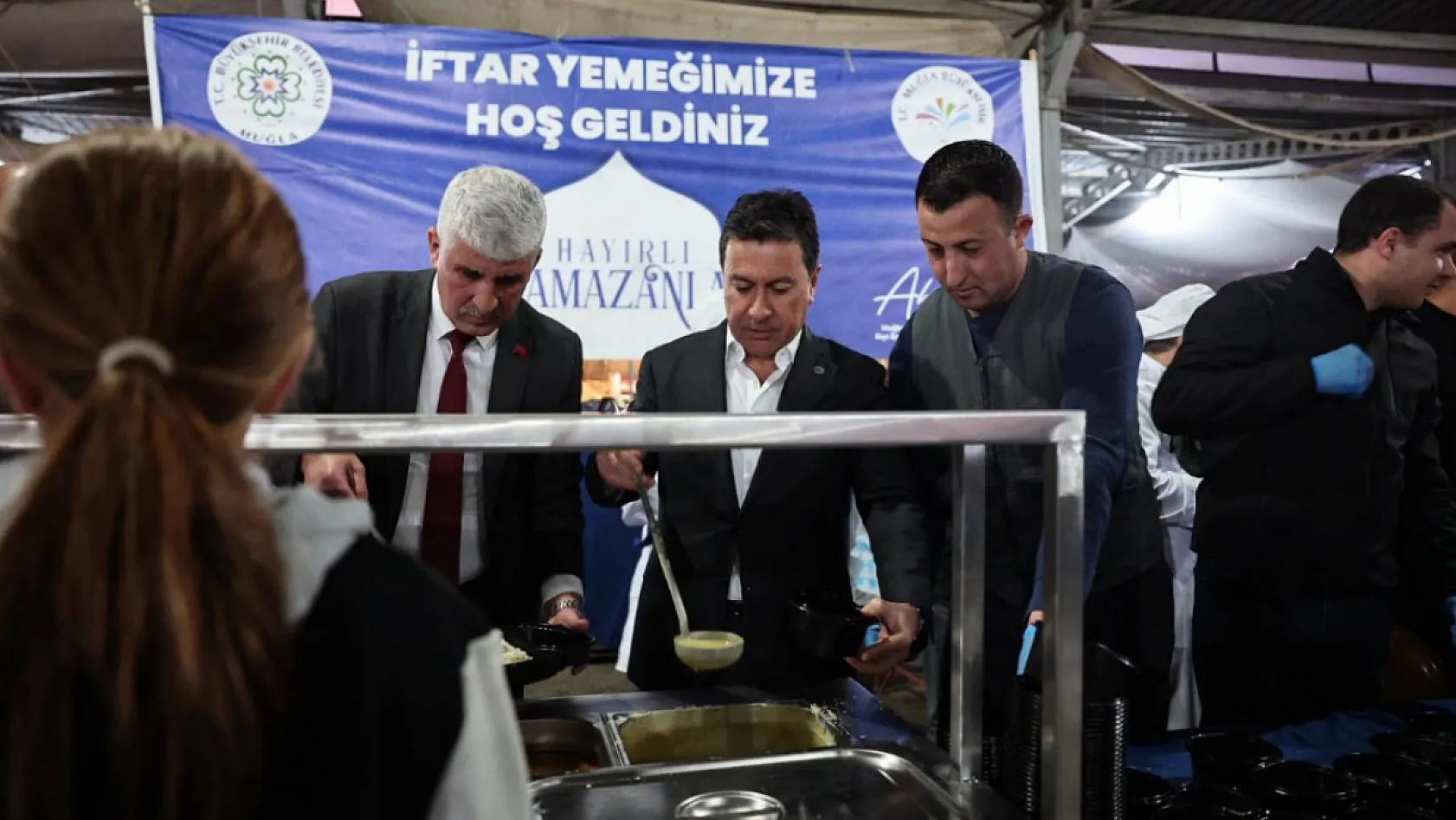 Muğla Büyükşehir İftar Sofralarını İlçelerde Kurmayı Sürdürüyor