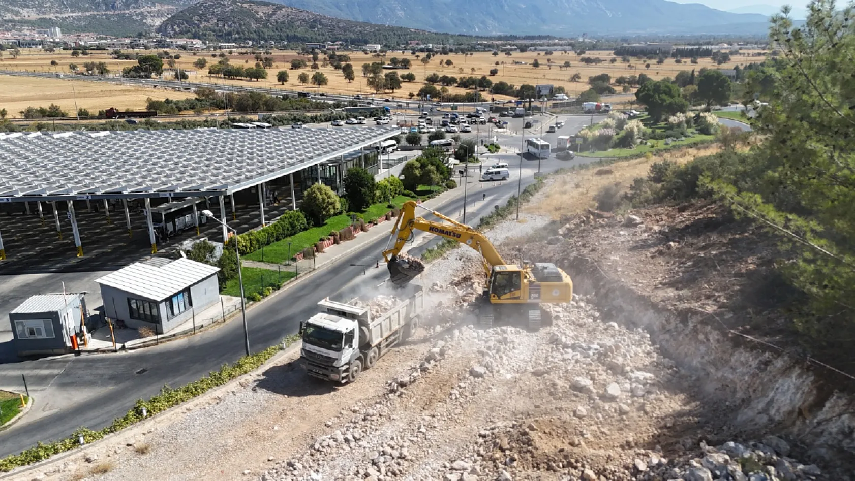 Büyükşehir, kamu kurumlarıyla iş birliği sayesinde ulaşımı güçlendiriyor