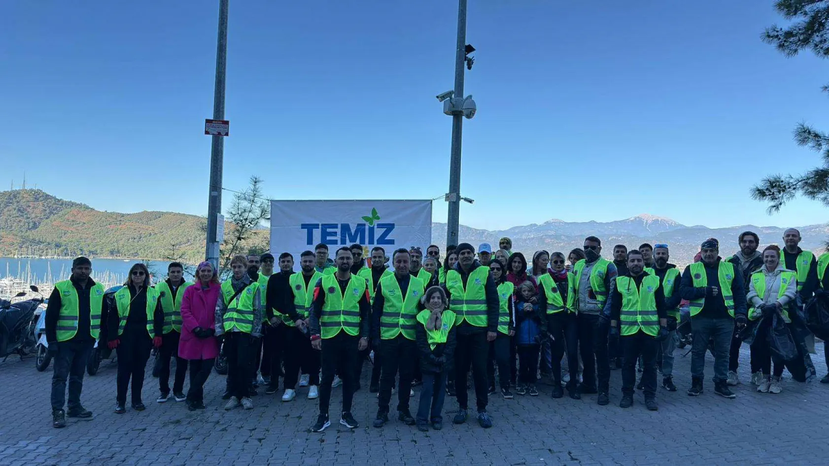 Fethiye Aşıklar Tepesi'nde Çevre Temizliği Etkinliği
