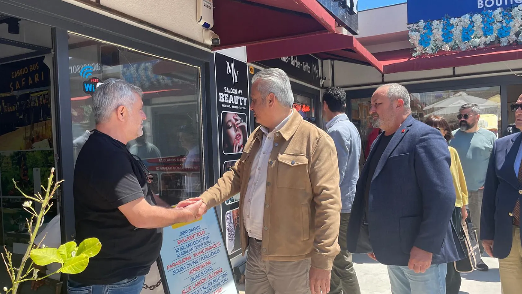 CHP Fethiye'den Çalış Sahili esnafına bereketli sezon temennisi