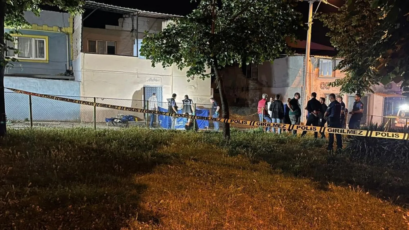 Eniştesini ve kız kardeşini öldürdü: 'Eniştemin eşimle ilişkisi olduğunu düşündüm' dedi