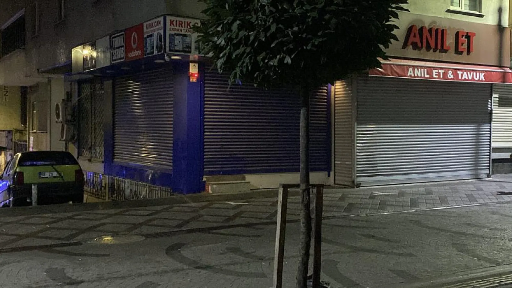 Sokak Ortasında Cinayet: Yolda Yürüyen Vatandaş Vurularak Öldürüldü