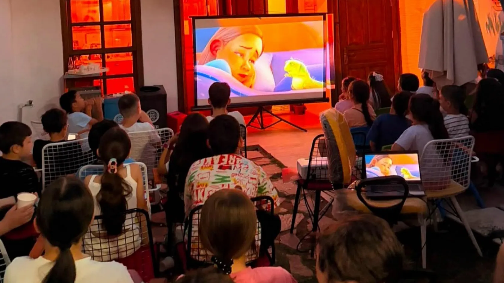 Muğla Büyükşehir, Çocukları Sinema Etkinliğiyle Buluşturdu