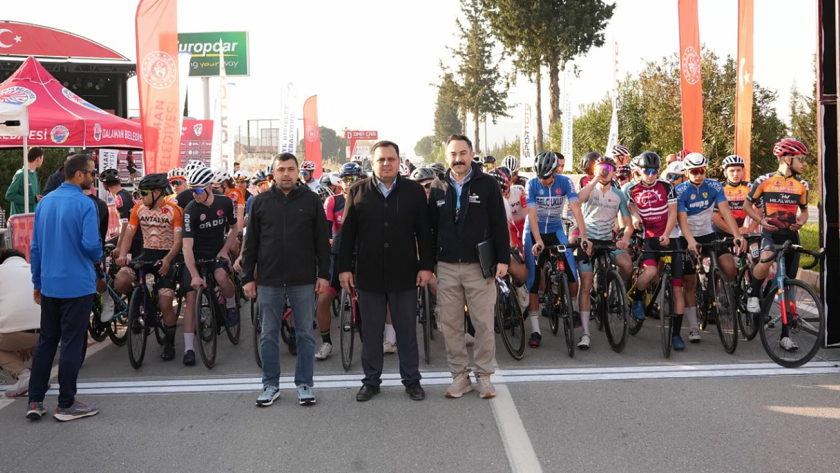 Dalaman'da Türkiye Kupası 2. Etap Puanlı Yol Yarışları Başladı