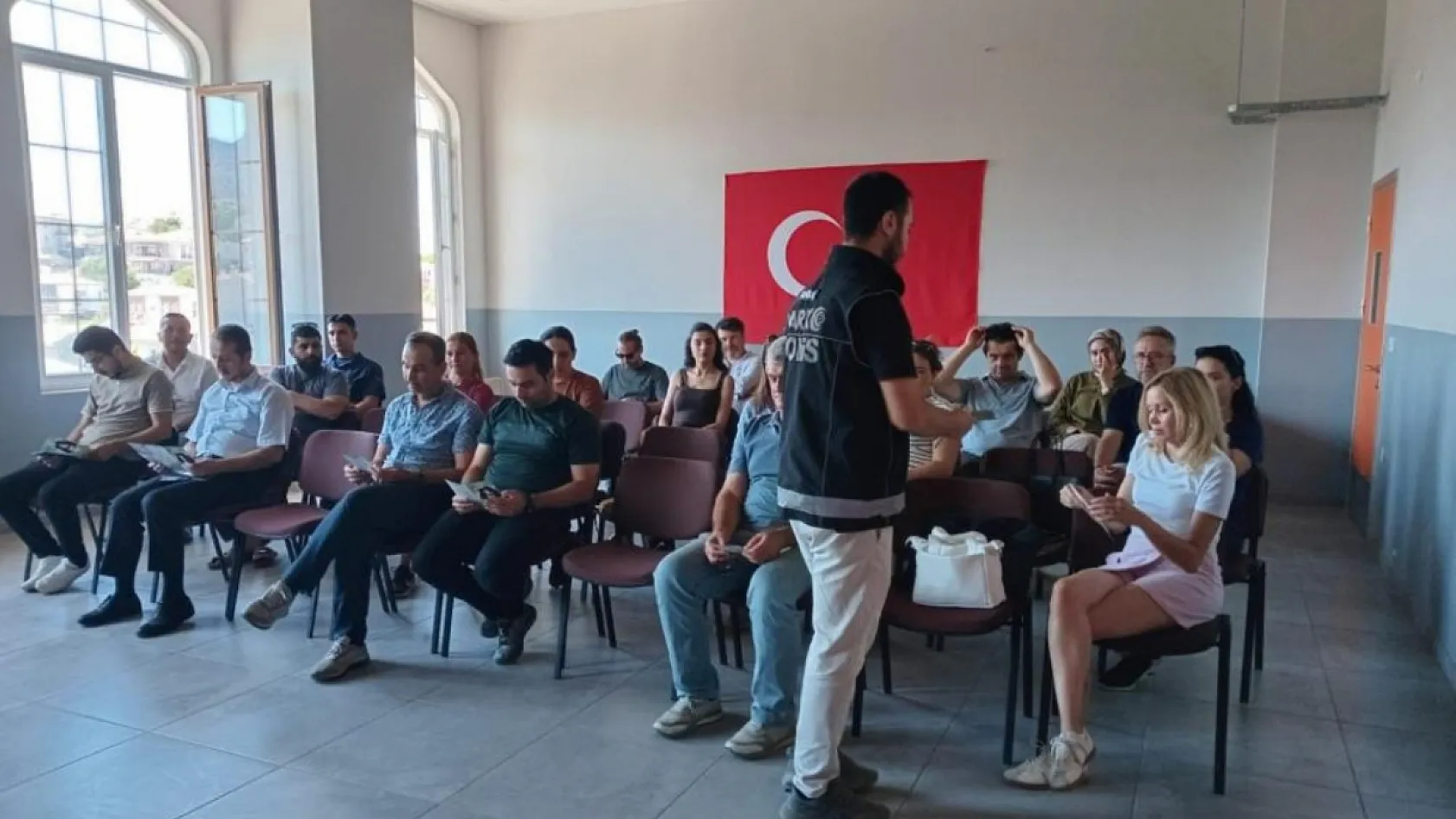 Datça'da uyuşturucuyla mücadele ve işaret dili alanında farkındalık çalışmaları