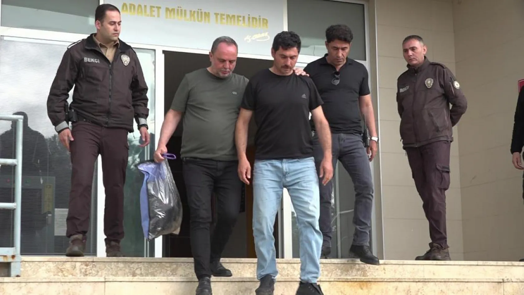 Denizli'de cinayete kurban gittiği 10 yıl sonra itiraf edilen kadının gömüldüğü yerde arama çalışmaları sürüyor