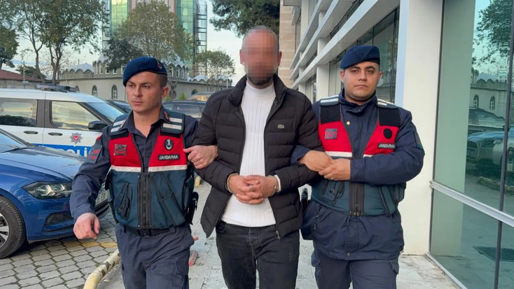 Dolmuş şoförüne silahlı saldırı düzenleyen şoför tutuklandı