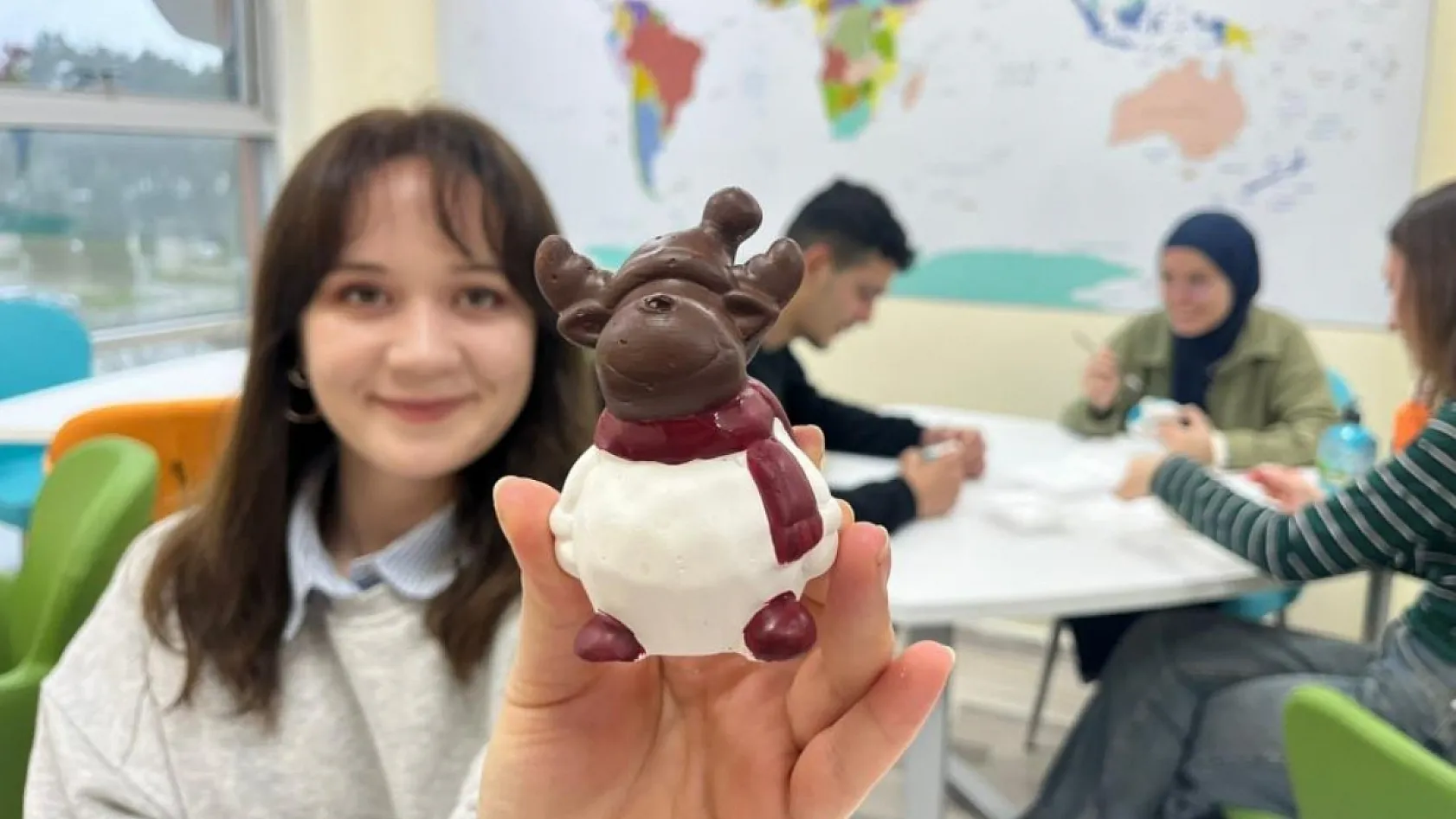 Menteşe'de gençler sanatla buluşmaya devam ediyor