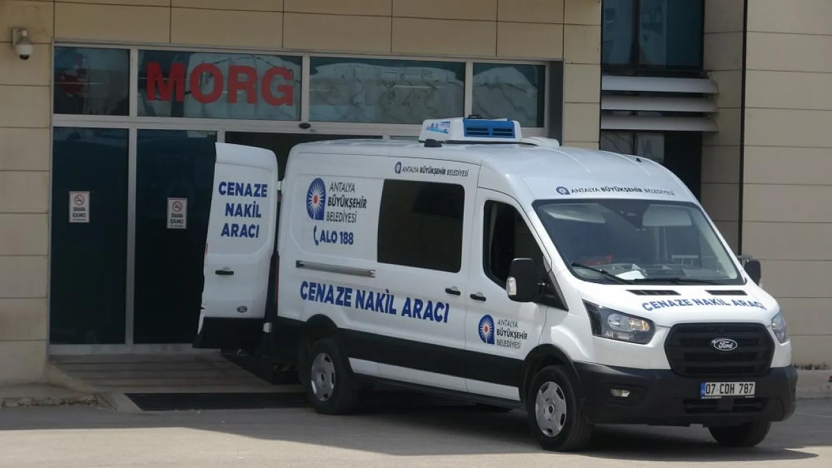DNA testi işlemleri tamamlanan Kübra'nın cenazesi ailesi tarafından teslim alındı