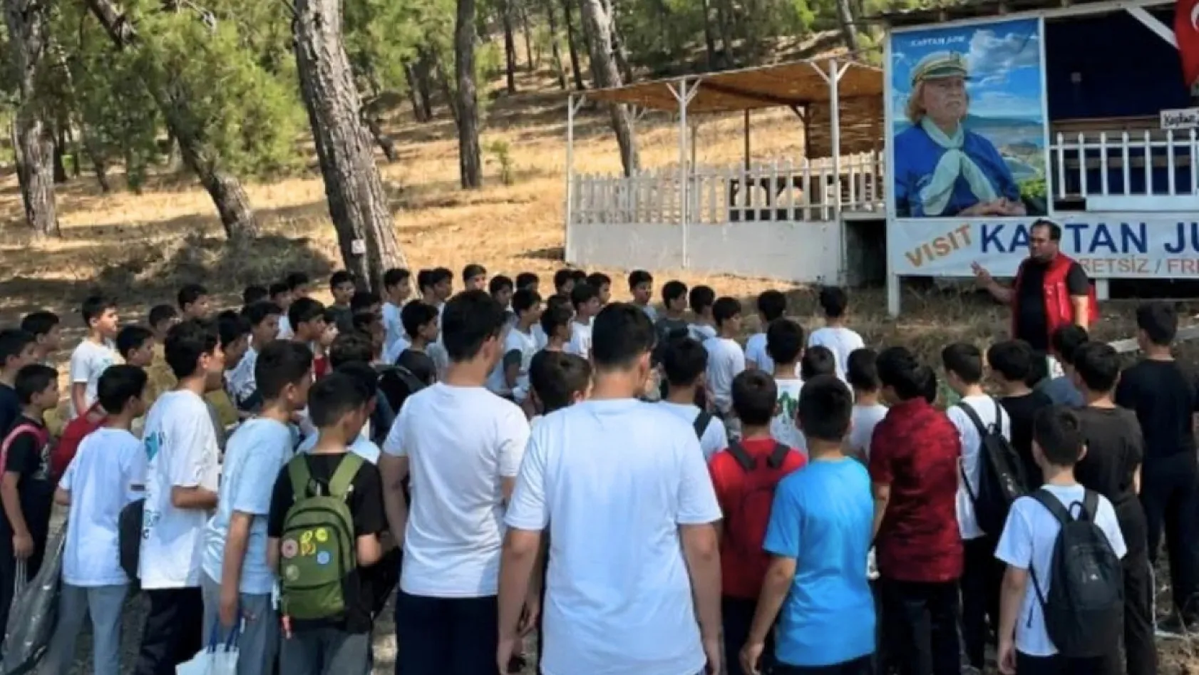 Doğayı koruyor, geleceğe umut oluyorlar gençler Dalyan'ı atıklardan temizledi