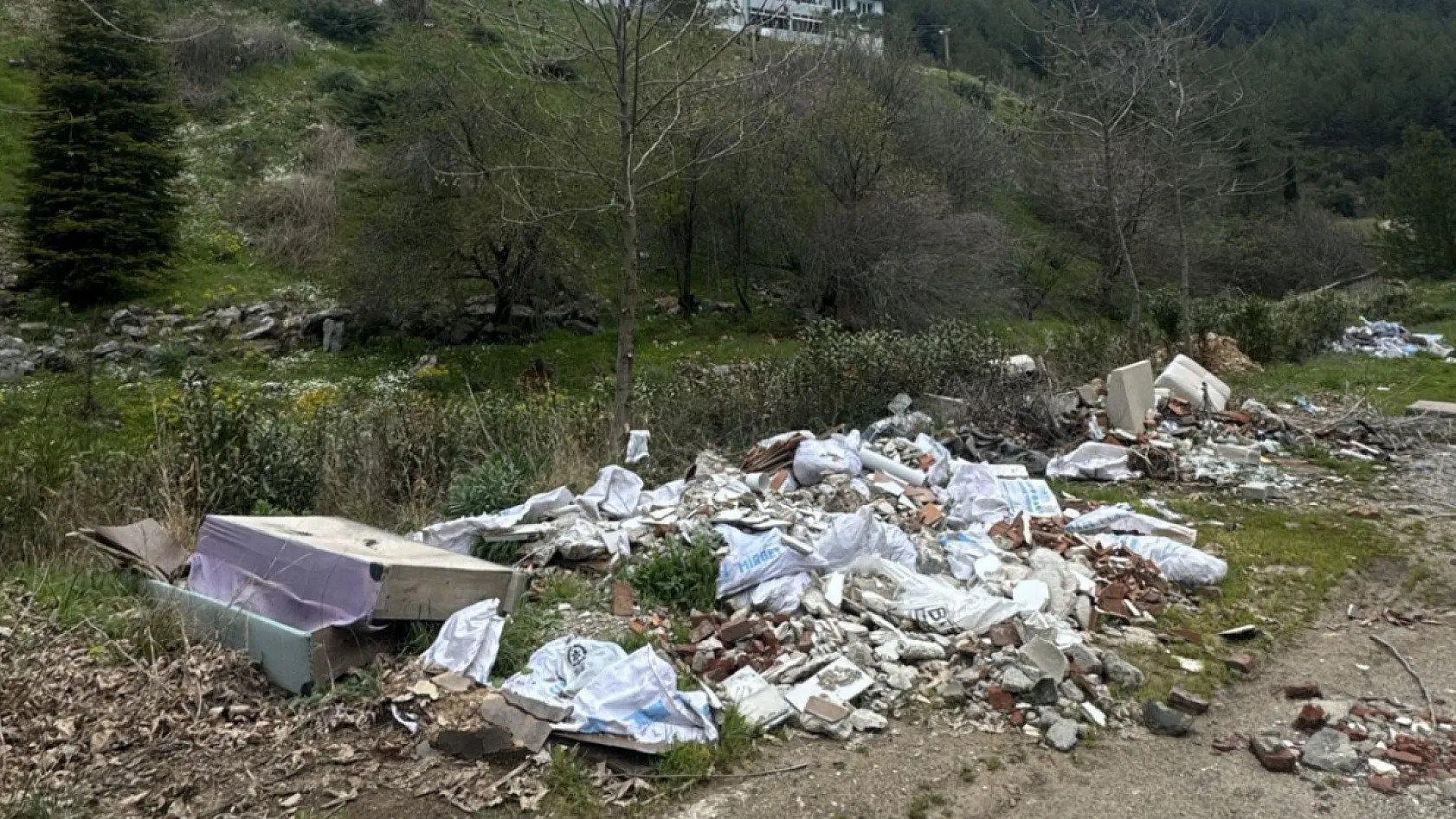 Muğla Büyükşehir Belediyesi Kaçak Döküme Karşı Denetimleri Drone ile Güçlendiriyor