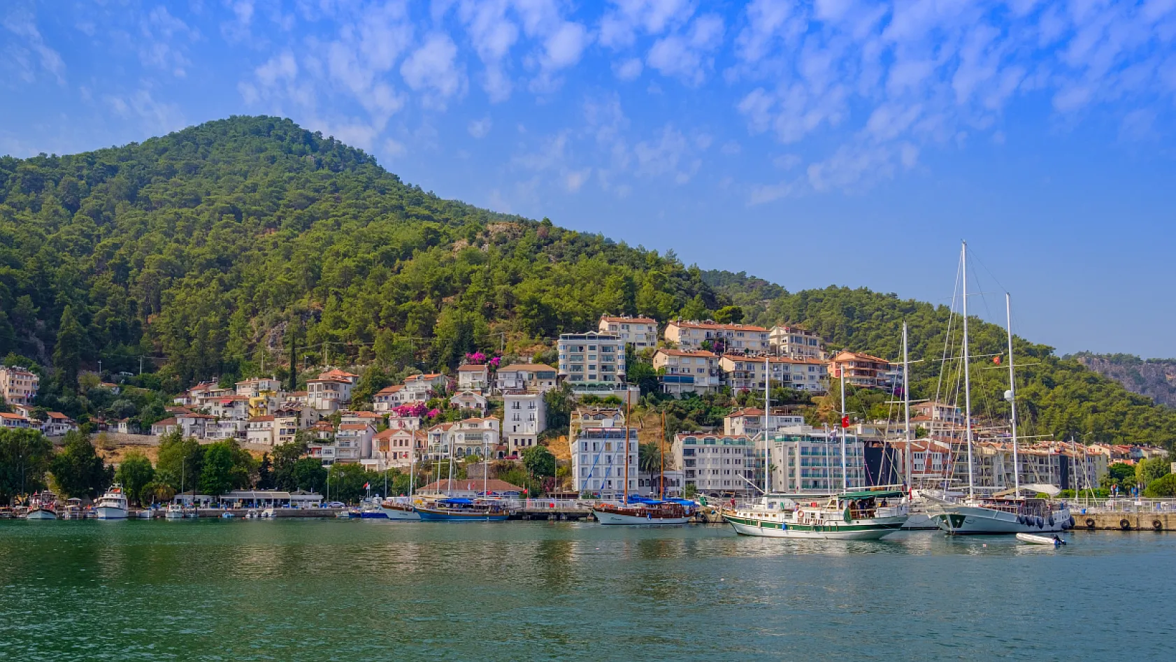 Fethiyeli vatandaş, 'Ne kalbimiz kaldı ne cebimiz'