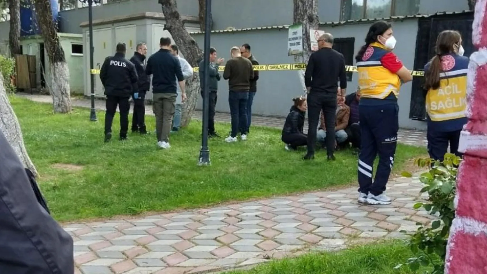 Manisa'da Düğün Salonu Deposunda Bir Kişi Ölü Bulundu
