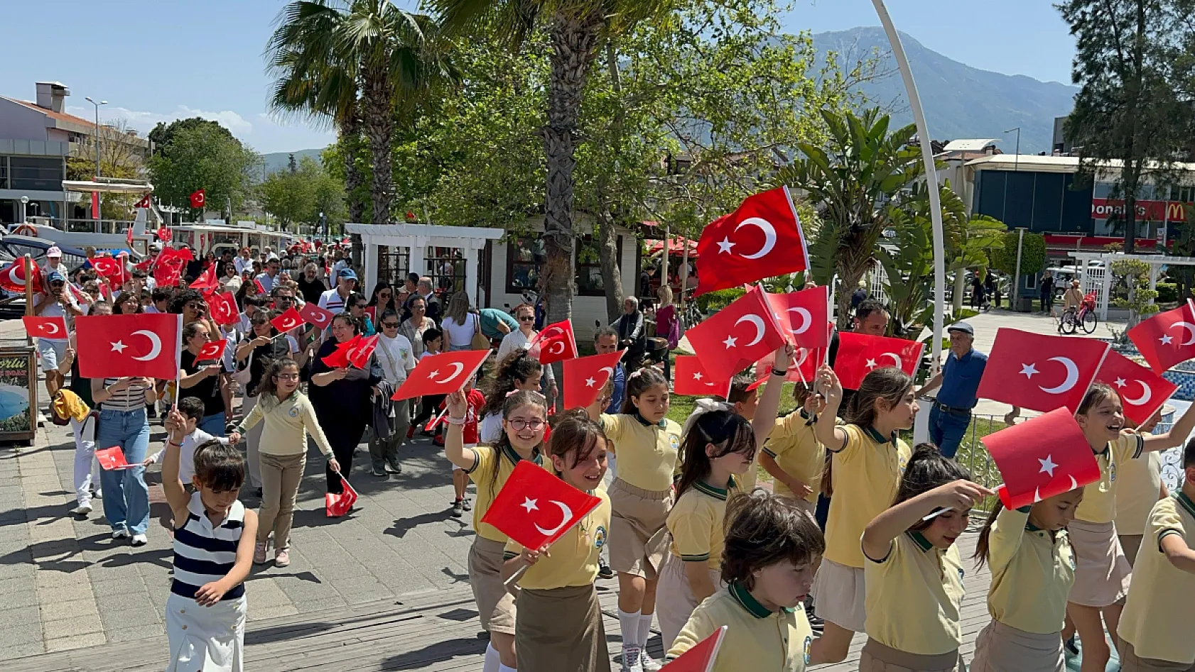 16. Uluslararası Altın Güneş Fethiye Çocuk Festivali coşkuyla kutlandı