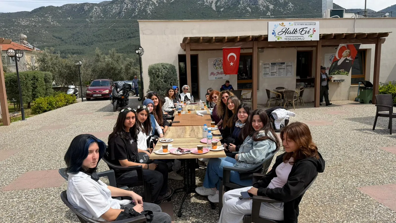 Fethiye'de Öğrenciler Dastar Dokumasını Yerinde Öğrendi