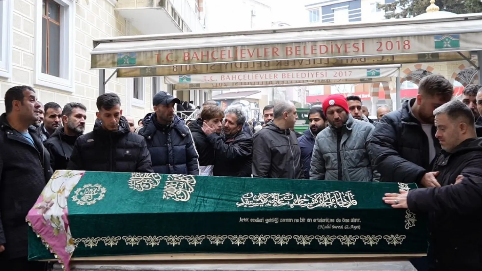 Eşi tarafından öldürülüp yakılmak istenen Semanur son yolculuğuna uğurlandı