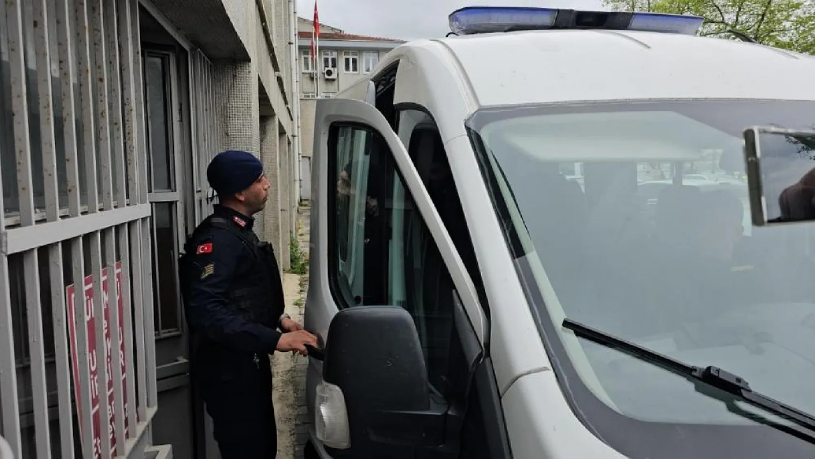 Eşini ve kayınvalidesini öldüren sanığa iki kez ağırlaştırılmış müebbet hapis cezası