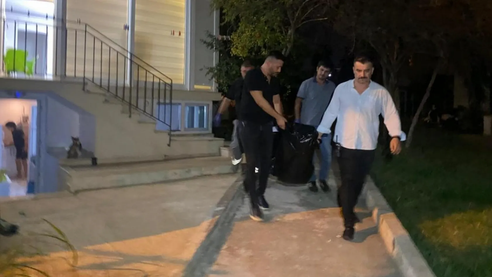 Eski eşini eşarbı ve yastıkla boğan sanık: 'Yastıkla yüzünü kapattım, öldüğünü anladım'