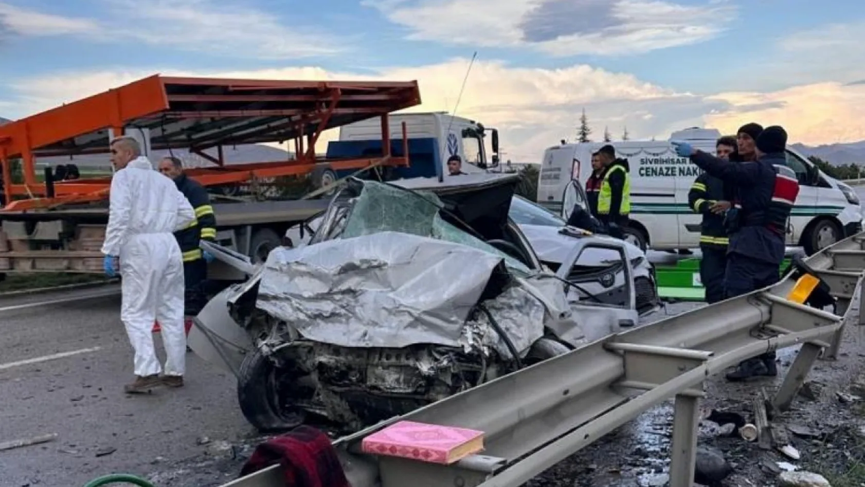 Eskişehir-Ankara yolunda feci kaza: 4 ölü, 2 yaralı