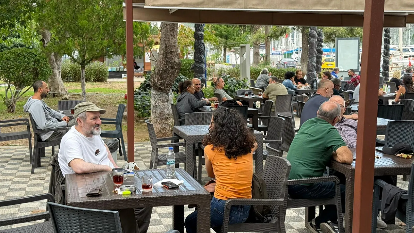 Fethiye'de uygun fiyatlarla vatandaşların buluşma noktası: Liman Halk Evi