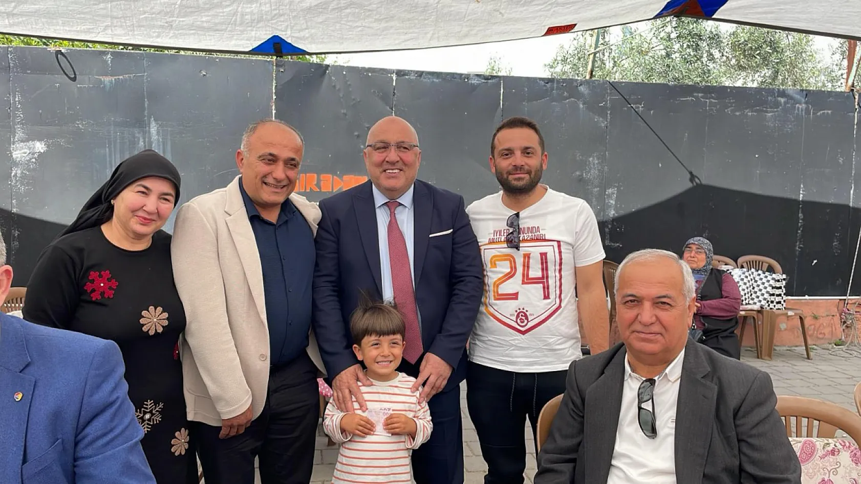 Federasyon Başkanı Karaca Fethiye'de pazar esnafıyla buluştu