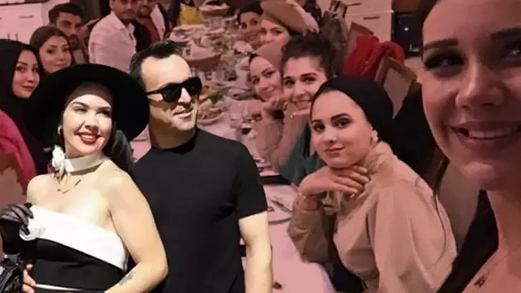 4 yıl önceki fotoğraf, 12 fenomeni ele verdi, Dilan Polat'ın 'Şampiyonlar Ligi' küme düştü
