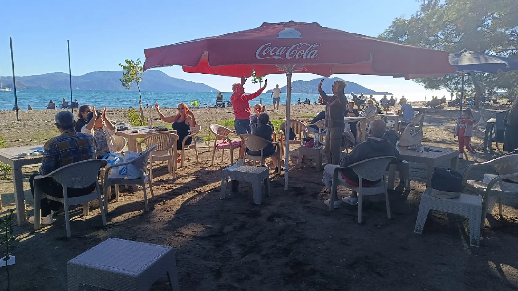 Fethiye Akmaz Halk Plajı Sezonu Misafirleriyle Kapattı