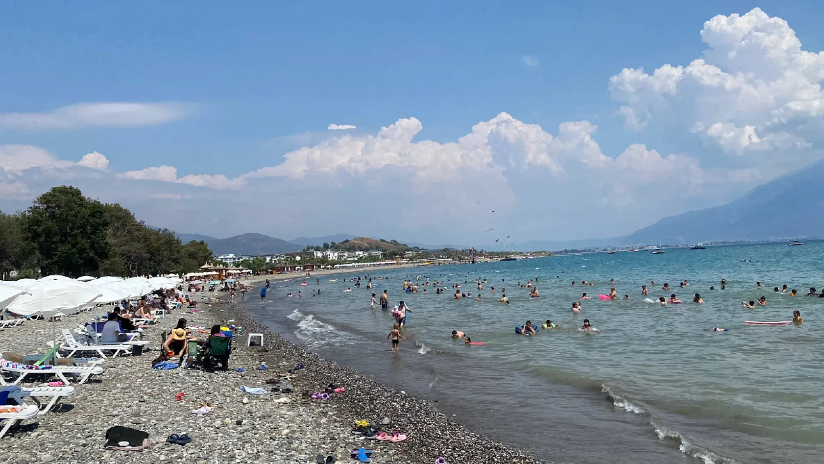 Fethiye Akmaz Plajı Yaz Sezonuna Hazır: Yeni Saat Uygulaması Başladı