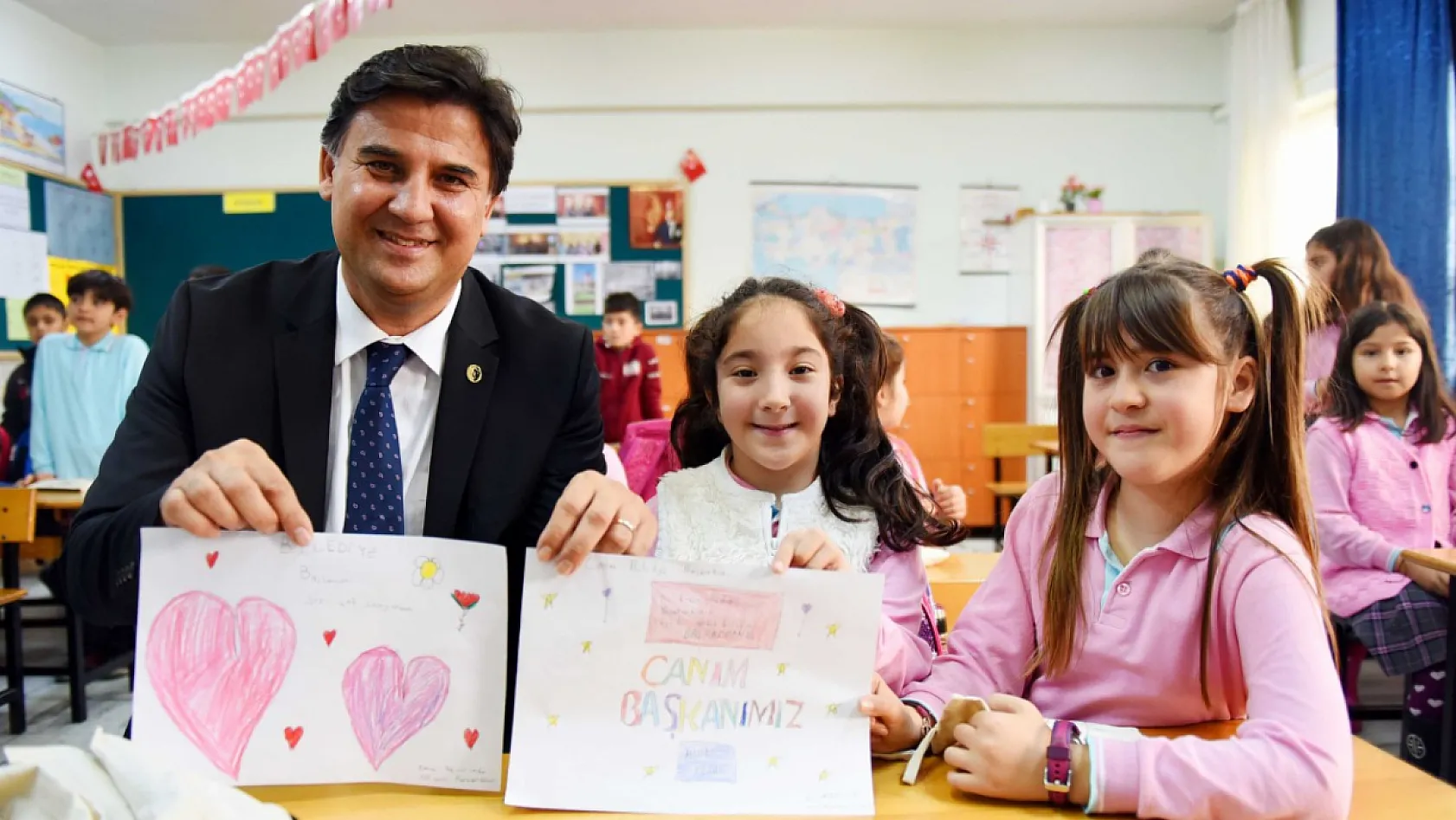 Fethiye Belediye Başkanı Karaca'dan 23 Nisan mesajı 'Çocuklarımızın güvenliği ortak sorumluluğumuz'
